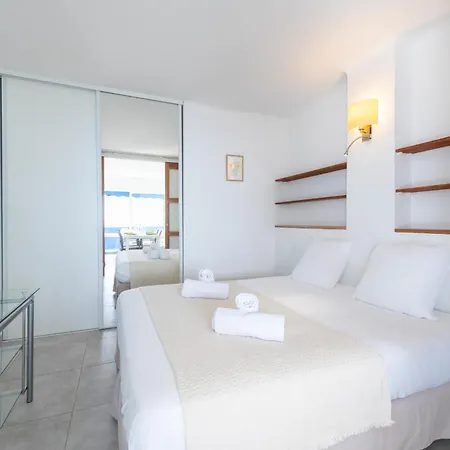 2-br Seafront In Apartment Cannes