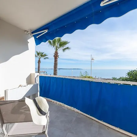 2-br Seafront In * קאן