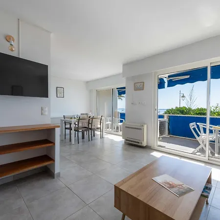2-br Seafront In Apartmán *