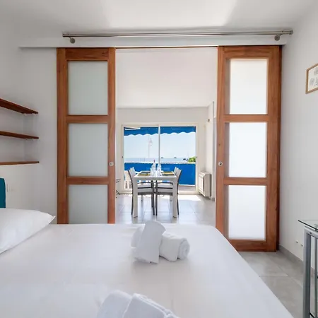 2-br Seafront In Apartmán *