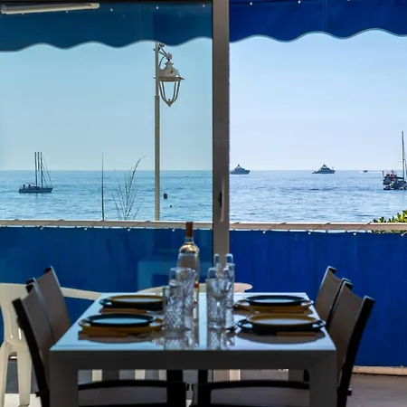 2-br Seafront In * Cannes