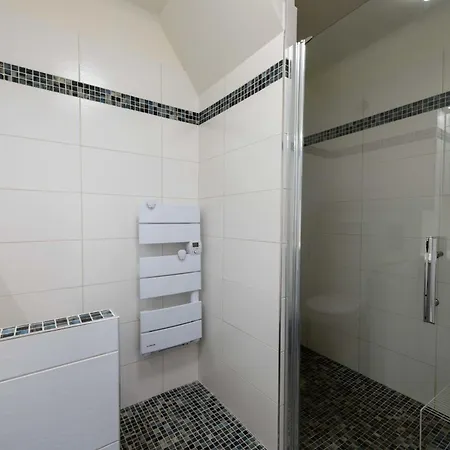 2-br Seafront In *