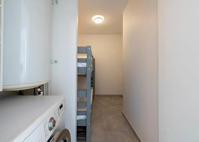 2-br Seafront In Appartement *